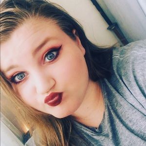 Meet your Posher, Kelsey